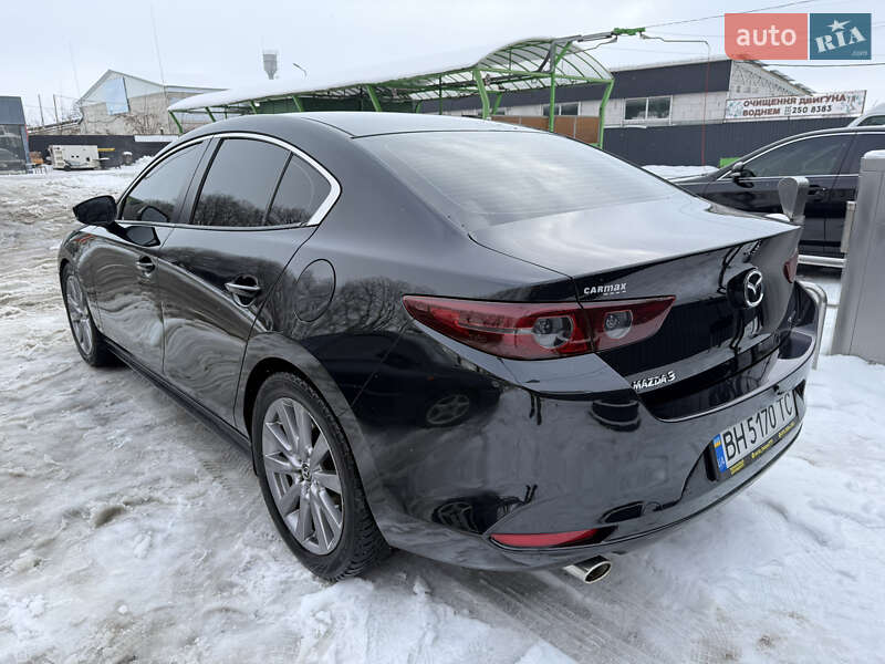 Седан Mazda 3 2018 в Києві