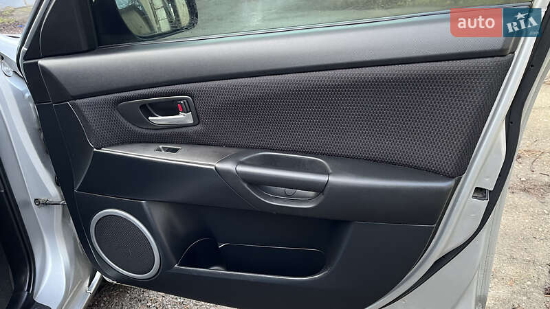 Хетчбек Mazda 3 2006 в Одесі