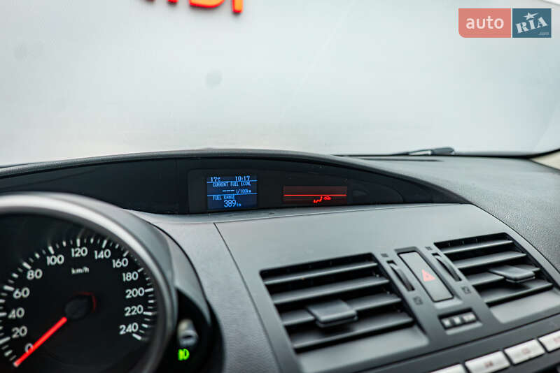 Хетчбек Mazda 3 2011 в Києві