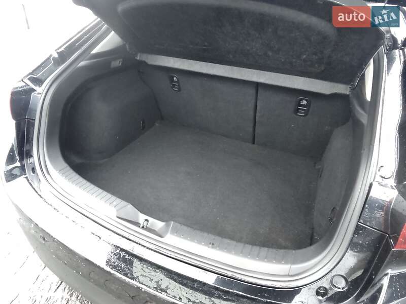 Хэтчбек Mazda 3 2014 в Каменском фото 28 Хэтчбек Mazda 3 2014 в Каменском