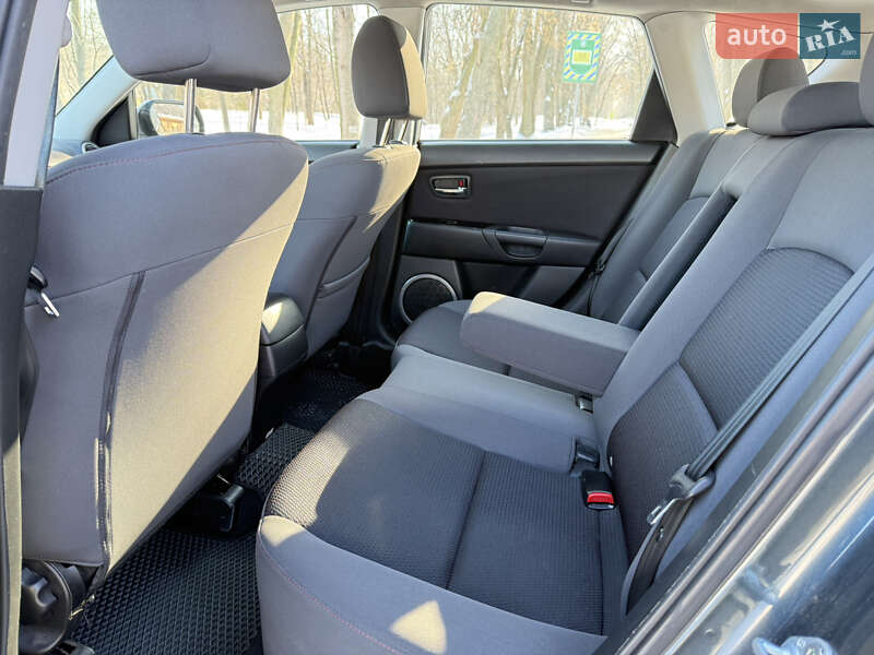 Хэтчбек Mazda 3 2008 в Киеве