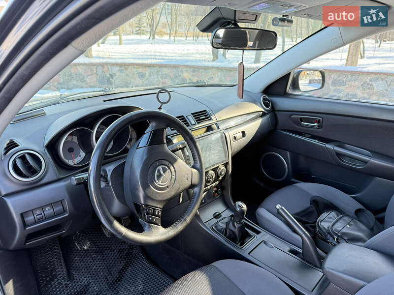 Хэтчбек Mazda 3 2008 в Киеве