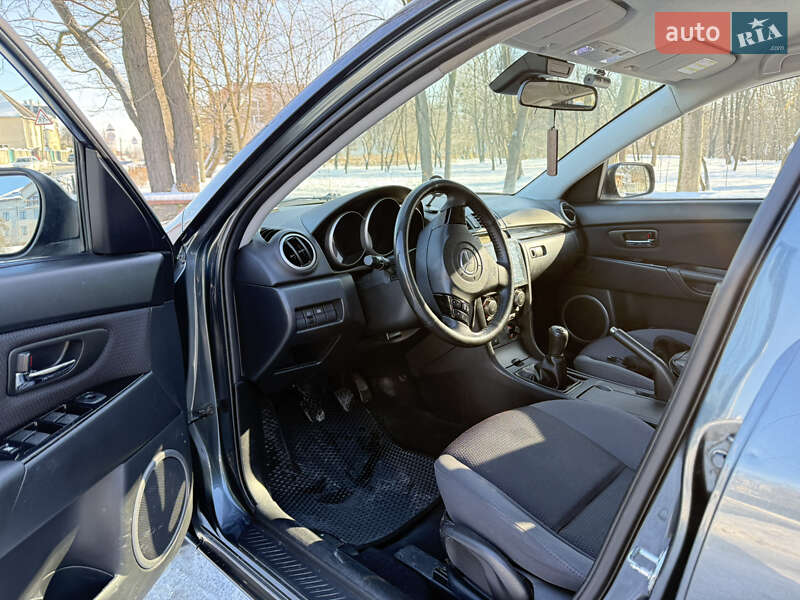 Хэтчбек Mazda 3 2008 в Киеве