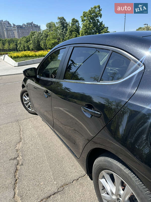 Седан Mazda 3 2017 в Одессе