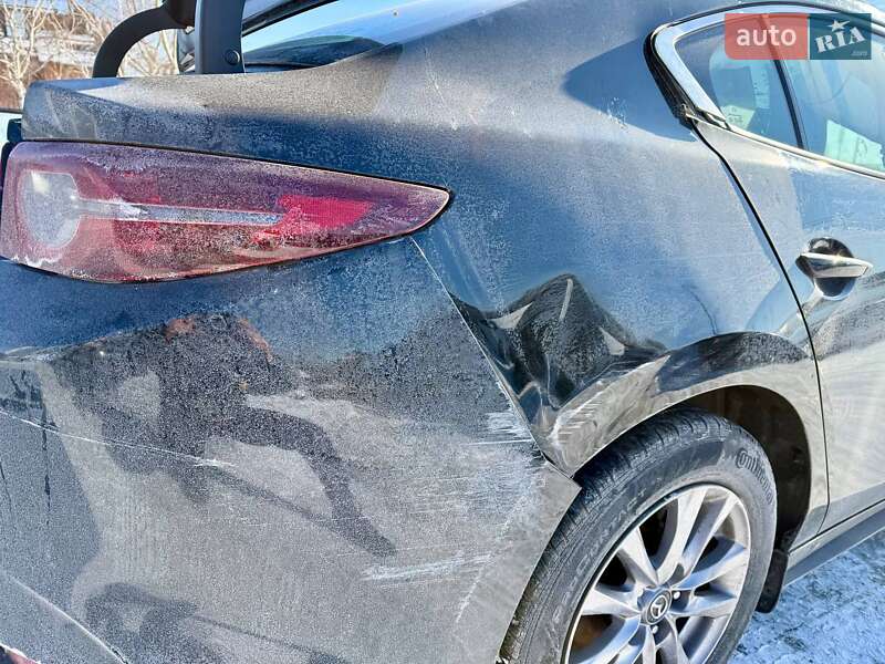 Седан Mazda 3 2022 в Киеве