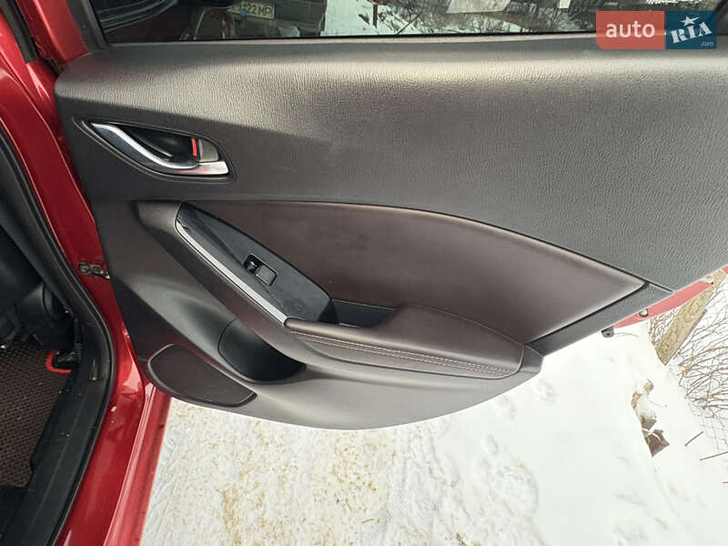 Седан Mazda 3 2018 в Харкові