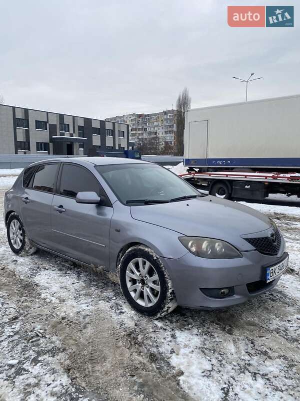 Хэтчбек Mazda 3 2004 в Киеве