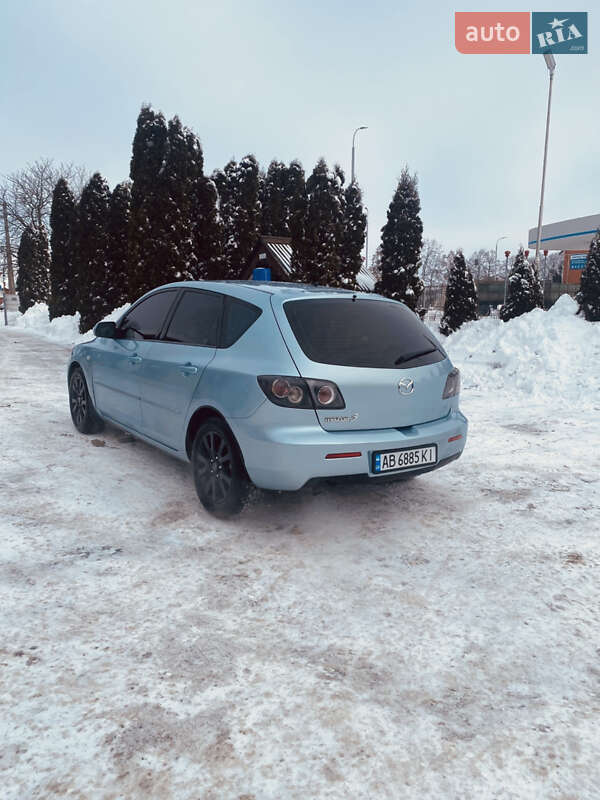 Хэтчбек Mazda 3 2006 в Гайсине