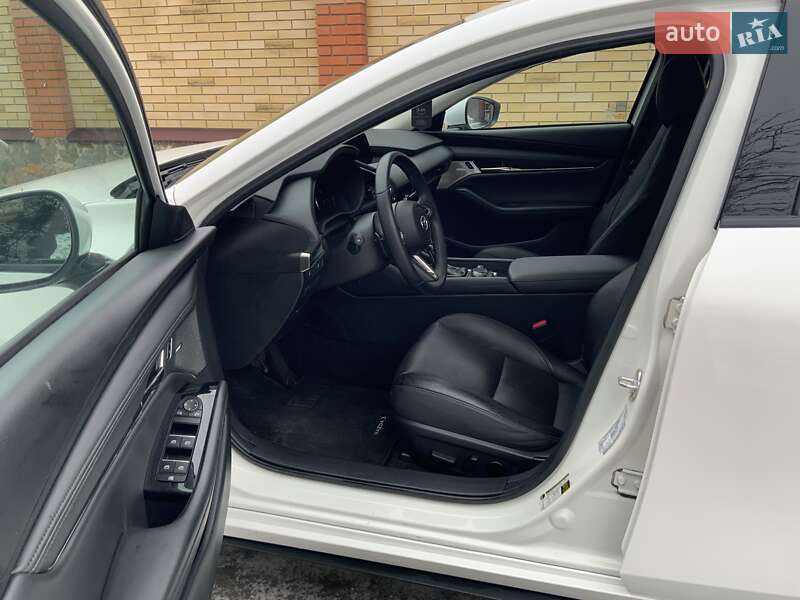 Седан Mazda 3 2022 в Полтаві