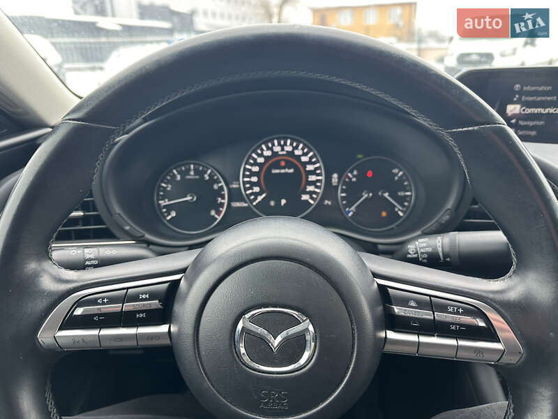 Седан Mazda 3 2019 в Києві