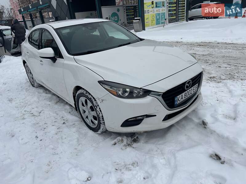 Седан Mazda 3 2018 в Києві