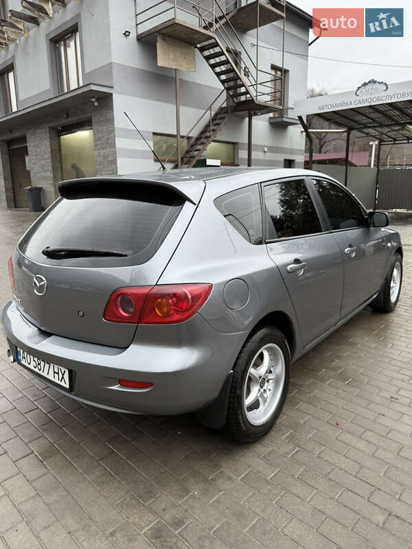 Хетчбек Mazda 3 2003 в Рахові