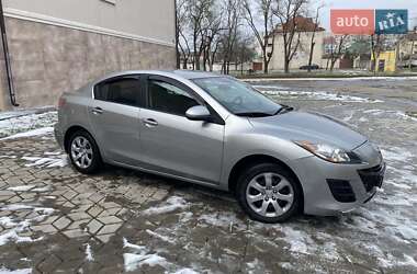 Седан Mazda 3 2013 в Миколаєві