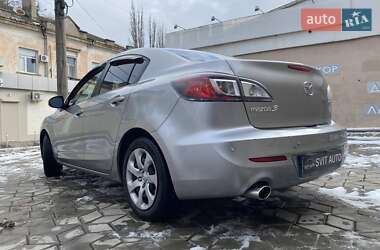 Седан Mazda 3 2013 в Миколаєві