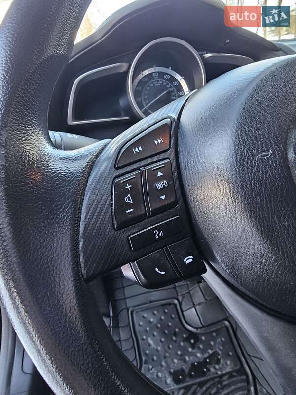 Седан Mazda 3 2016 в Києві