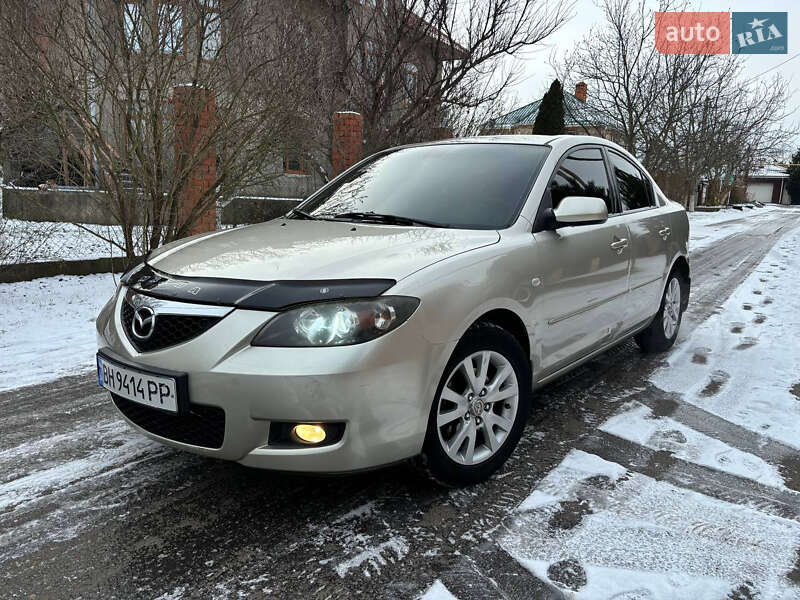 Седан Mazda 3 2006 в Одессе