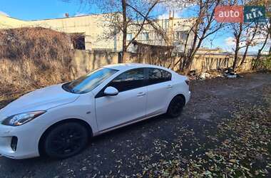 Седан Mazda 3 2012 в Запоріжжі