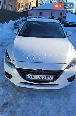 Хэтчбек Mazda 3 2015 в Киеве