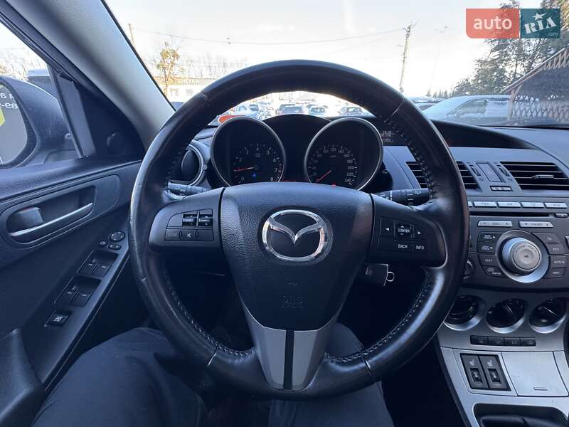 Хэтчбек Mazda 3 2009 в Виннице