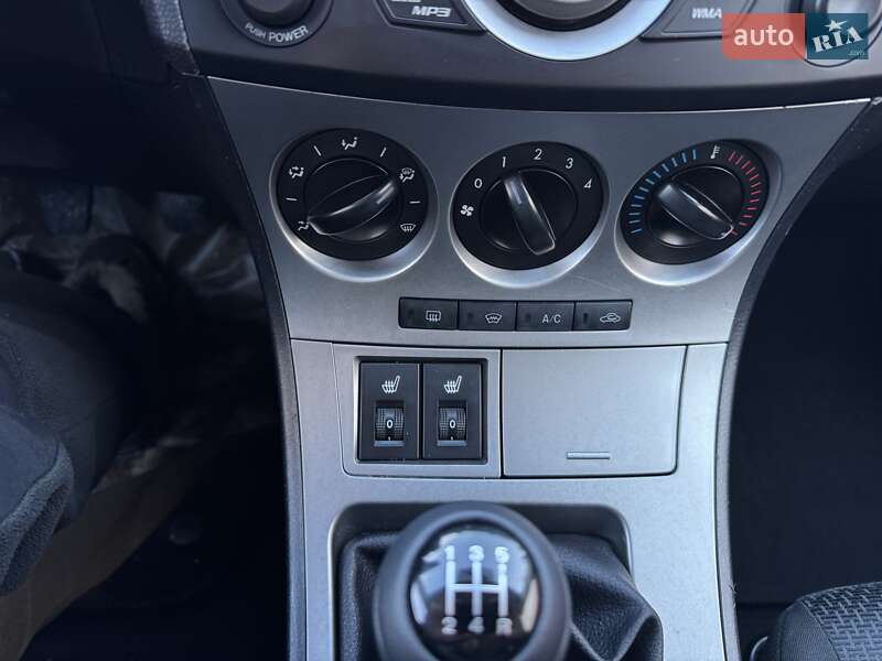 Хэтчбек Mazda 3 2009 в Виннице