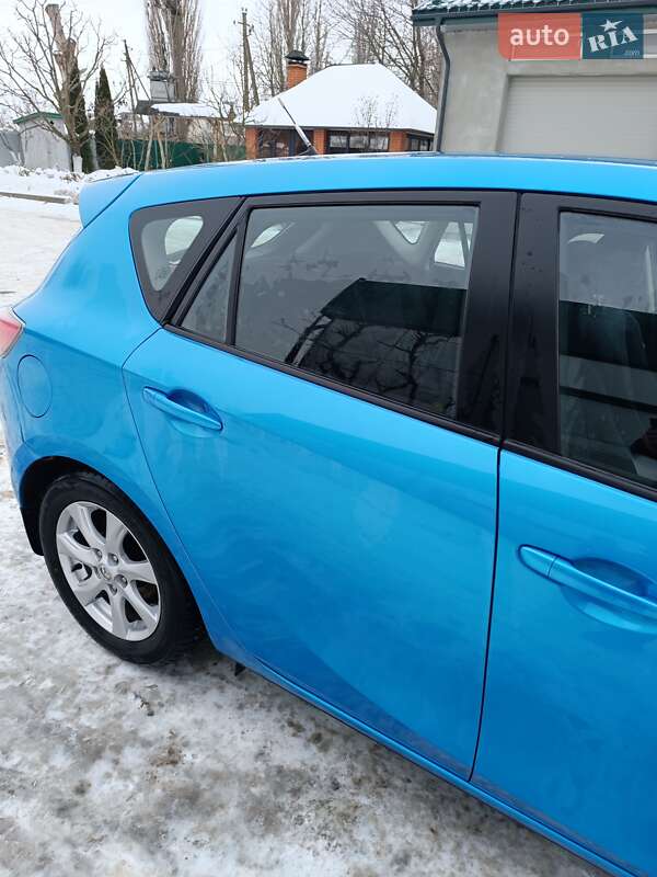 Хетчбек Mazda 3 2009 в Теофіполі