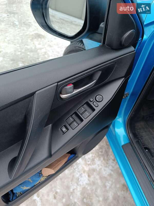 Хетчбек Mazda 3 2009 в Теофіполі