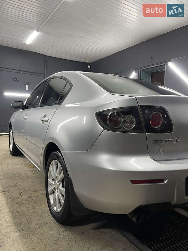 Седан Mazda 3 2007 в Запорожье