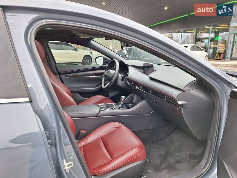 Хэтчбек Mazda 3 2023 в Киеве фото 8 Хэтчбек Mazda 3 2023 в Киеве