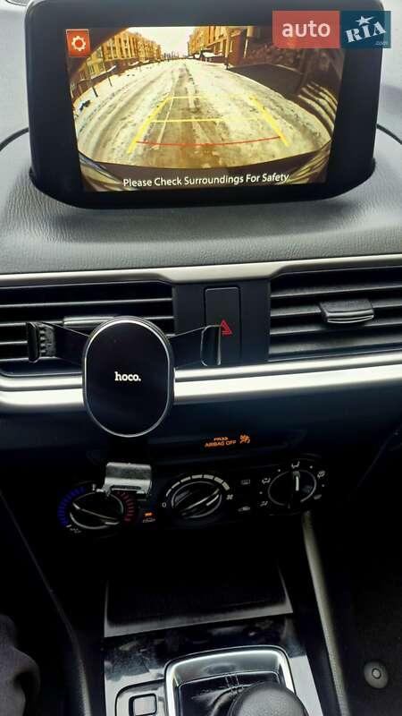 Седан Mazda 3 2017 в Киеве фото 16 Седан Mazda 3 2017 в Киеве