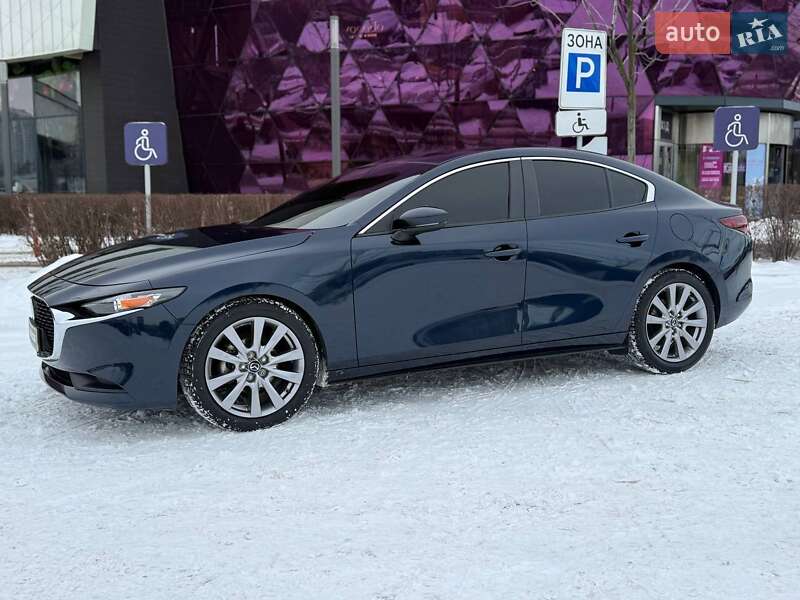 Седан Mazda 3 2021 в Києві