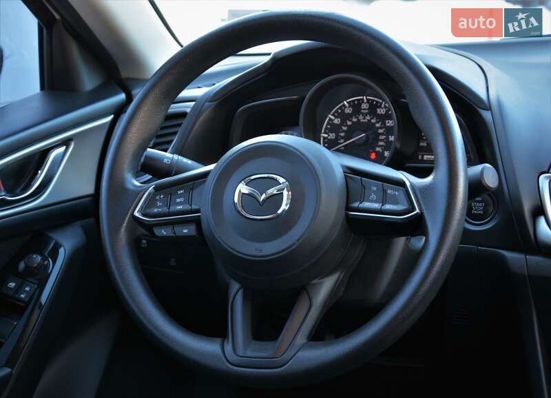 Седан Mazda 3 2017 в Києві фото 17 Седан Mazda 3 2017 в Києві