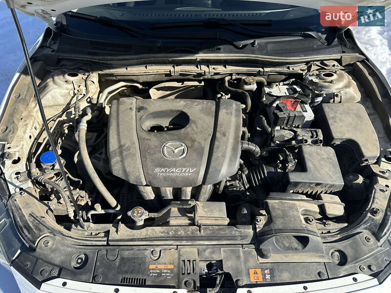 Седан Mazda 3 2015 в Киеве фото 28 Седан Mazda 3 2015 в Киеве