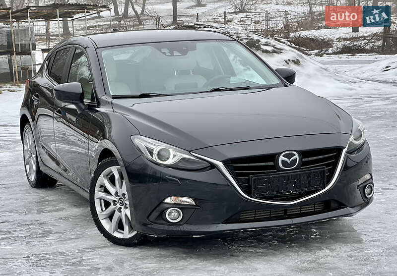 Хетчбек Mazda 3 2015 в Валках