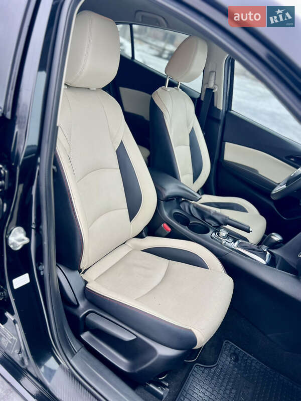 Хетчбек Mazda 3 2015 в Валках