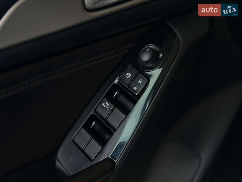 Хэтчбек Mazda 3 2018 в Киеве