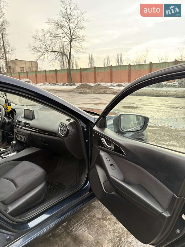 Седан Mazda 3 2016 в Киеве фото 13 Седан Mazda 3 2016 в Киеве
