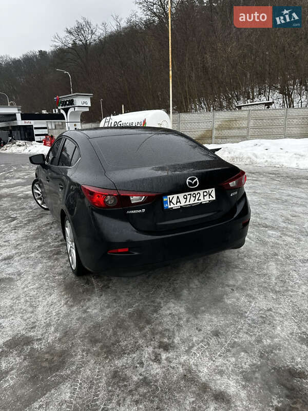 Седан Mazda 3 2017 в Киеве фото 6 Седан Mazda 3 2017 в Киеве