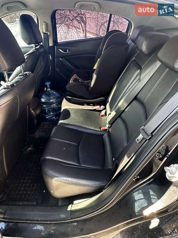 Седан Mazda 3 2017 в Киеве фото 32 Седан Mazda 3 2017 в Киеве