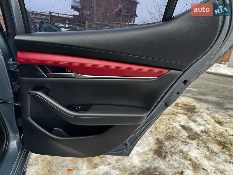 Хетчбек Mazda 3 2021 в Києві