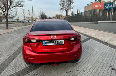 Седан Mazda 3 2014 в Киеве