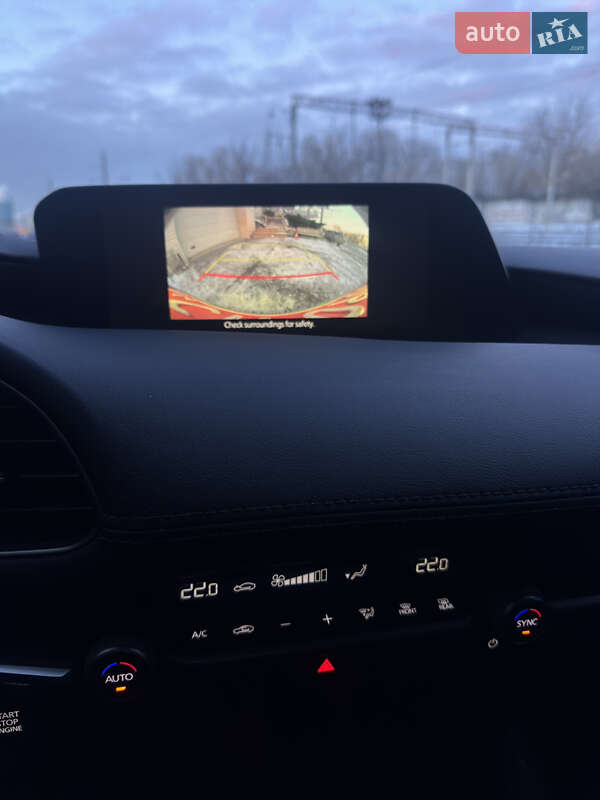 Седан Mazda 3 2025 в Киеве фото 11 Седан Mazda 3 2025 в Киеве