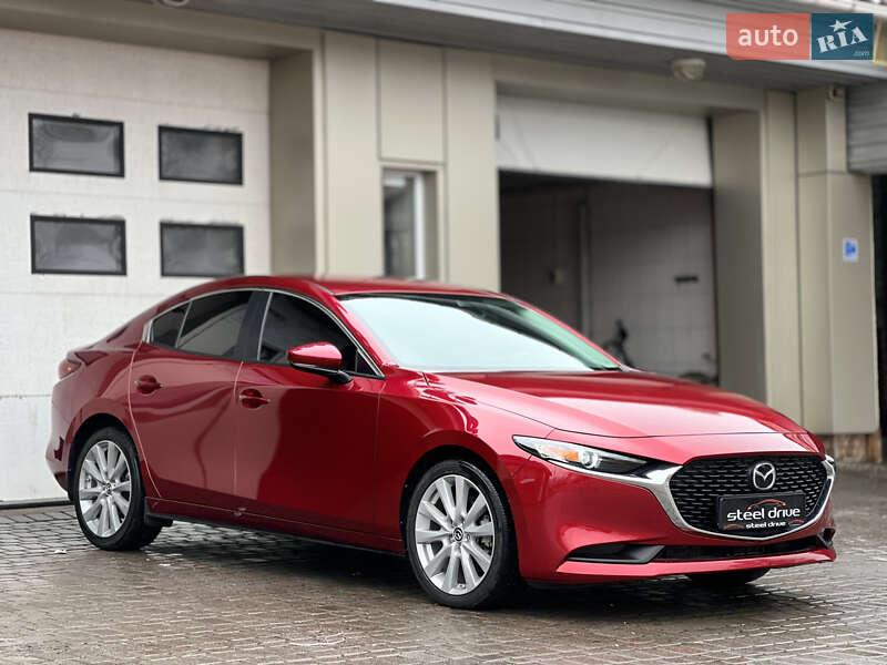 Седан Mazda 3 2022 в Николаеве