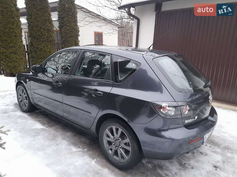 Хетчбек Mazda 3 2006 в Івано-Франківську