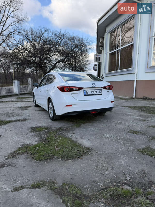 Седан Mazda 3 2014 в Ужгороде фото 5 Седан Mazda 3 2014 в Ужгороде