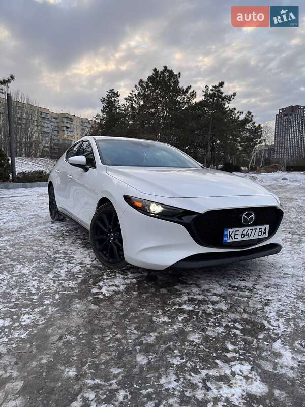 Хетчбек Mazda 3 2022 в Дніпрі