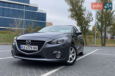 Седан Mazda 3 2013 в Киеве
