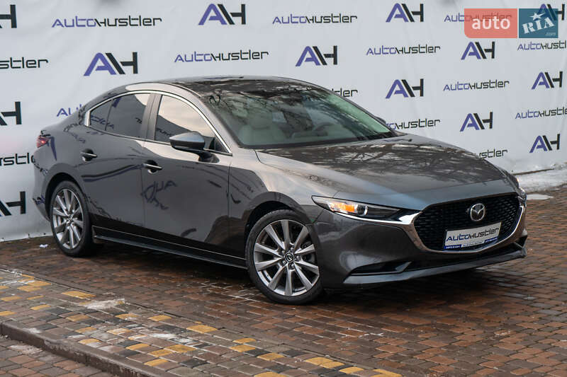 Седан Mazda 3 2020 в Киеве