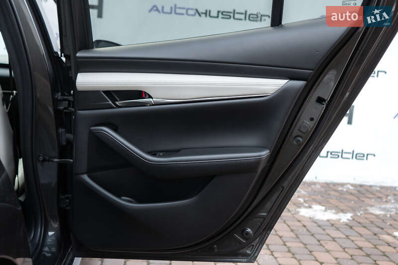 Седан Mazda 3 2020 в Киеве