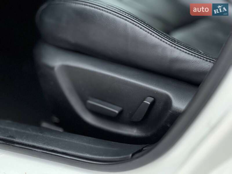 Седан Mazda 3 2017 в Києві фото 17 Седан Mazda 3 2017 в Києві