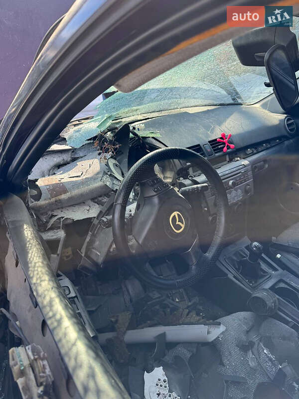 Хэтчбек Mazda 3 2006 в Обухове